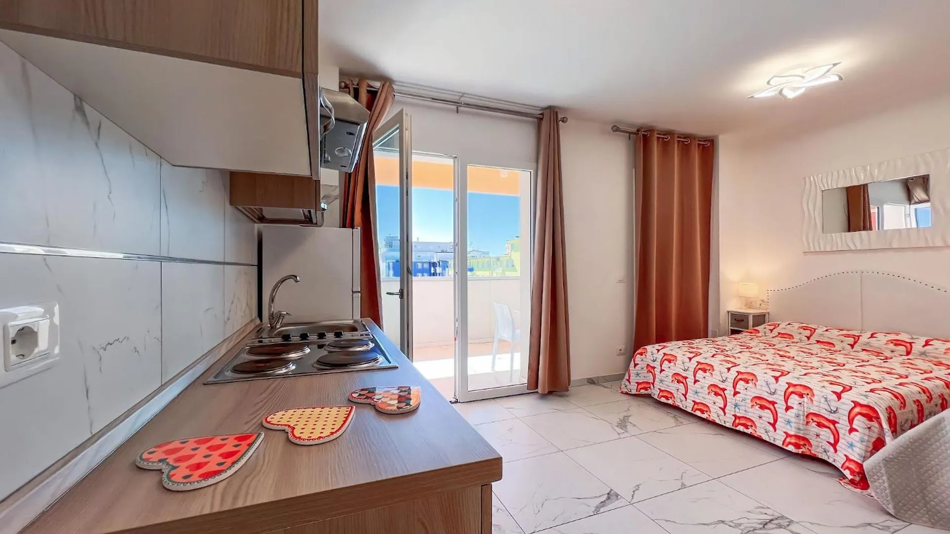 Apartment Stylish Downtown Studio Bibione